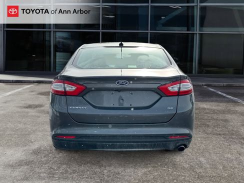 Used 2016 Ford Fusion SE image 8
