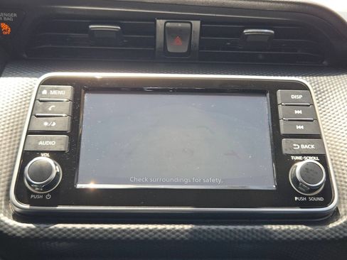 Certified 2025 Nissan Kicks Play S FWD image 17