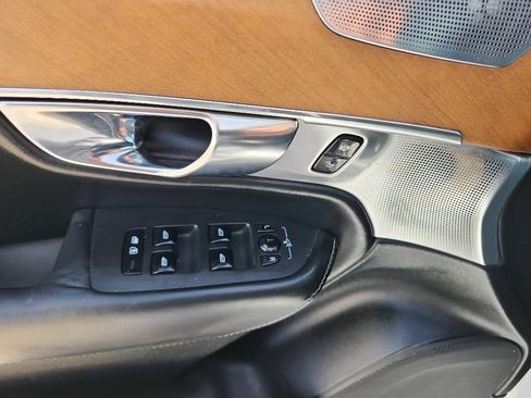 Used 2019 Volvo XC90 T6 Inscription w/ Advanced Package image 17