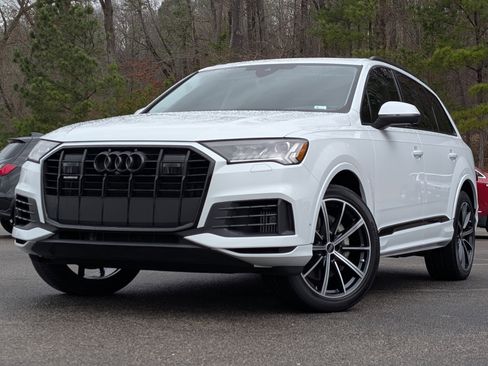Used 2023 Audi Q7 3.0T Premium Plus w/ Premium Plus Package image 4