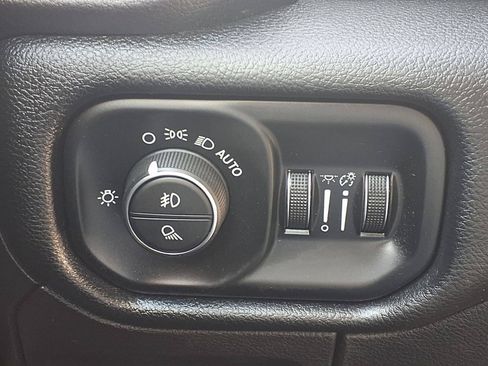 Used 2021 RAM 1500 Laramie w/ Laramie Southwest Edition RWD image 16