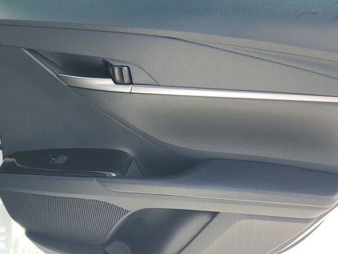 Used 2026 Toyota Camry SE image 43