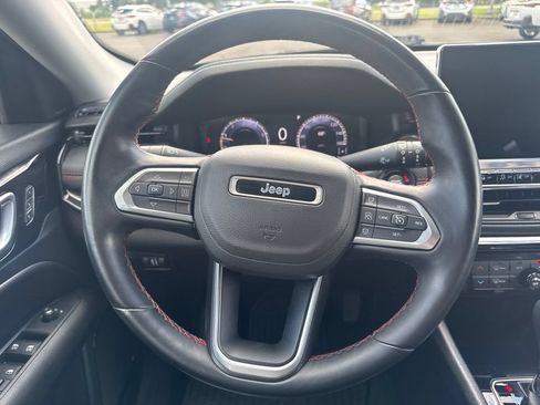 Used 2022 Jeep Compass Trailhawk w/ Trailhawk Elite Group AWD/4WD image 22