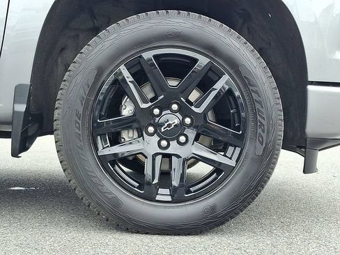 Used 2023 Chevrolet Silverado 1500 Custom w/ Rally Edition AWD/4WD image 8