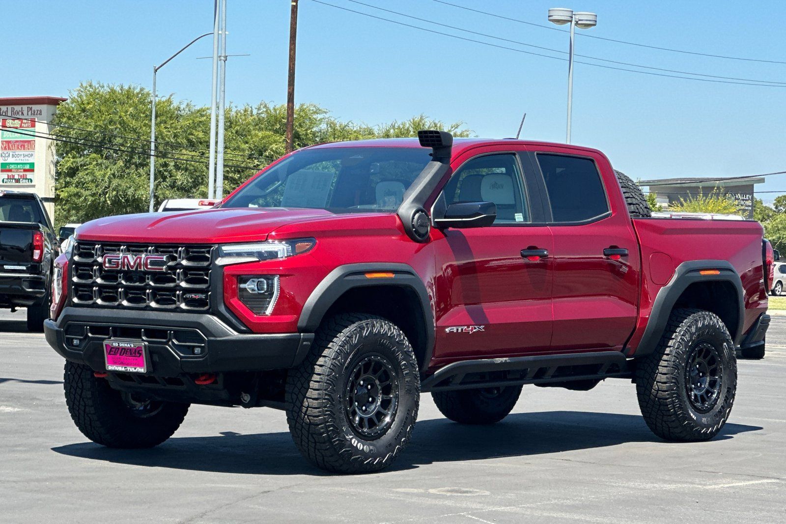 Used 2026 GMC Canyon AT4X w/ AT4X AEV Edition AWD/4WD image 9