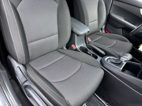 Certified 2023 Kia Forte LXS FWD image 8