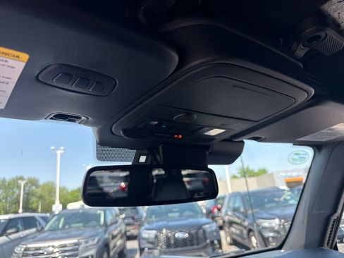 Used 2025 Ford Bronco Outer Banks AWD/4WD image 40
