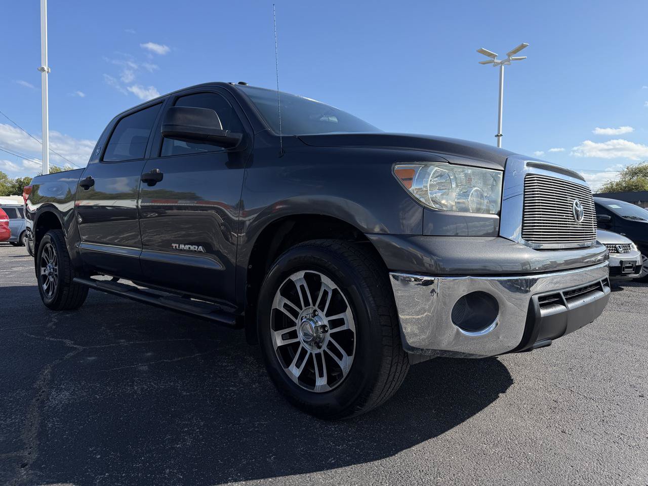 Used 2013 Toyota Tundra 2WD CrewMax w/ Tow Pkg image 3