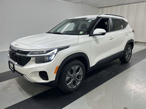 Certified 2024 Kia Seltos S image 5