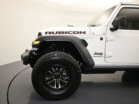 New 2026 Jeep Wrangler Unlimited Rubicon AWD/4WD image 9