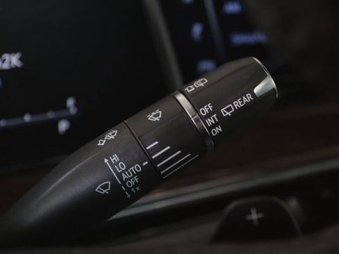 Certified 2023 Cadillac Escalade Sport Platinum w/ LPO, ONYX Package image 13