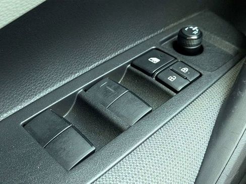 Used 2023 Toyota Corolla LE FWD image 22