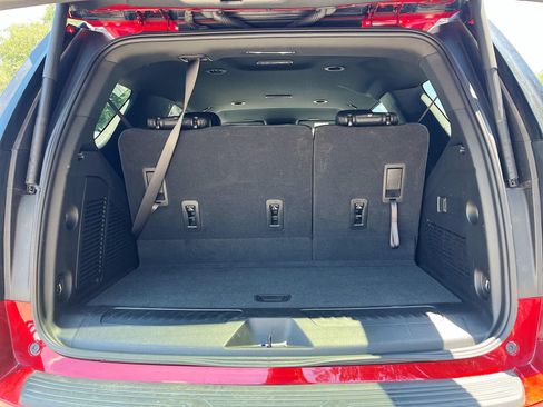 Used 2025 Chevrolet Tahoe LT AWD/4WD image 26