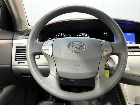 Used 2008 Toyota Avalon XLS image 39