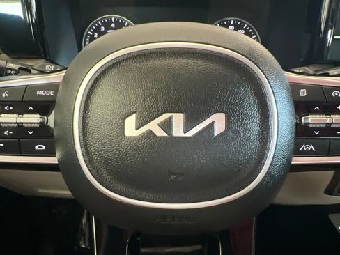 Used 2023 Kia Sorento EX w/ Panoramic Sunroof Package FWD image 56