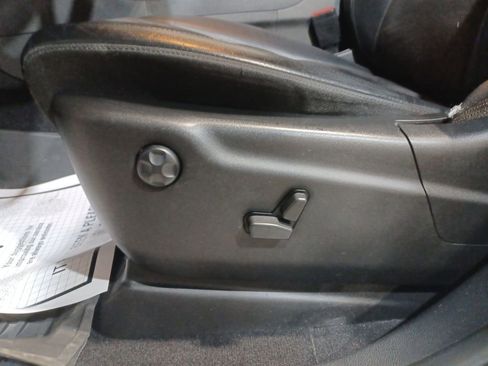 Used 2021 Jeep Grand Cherokee Laredo X image 14