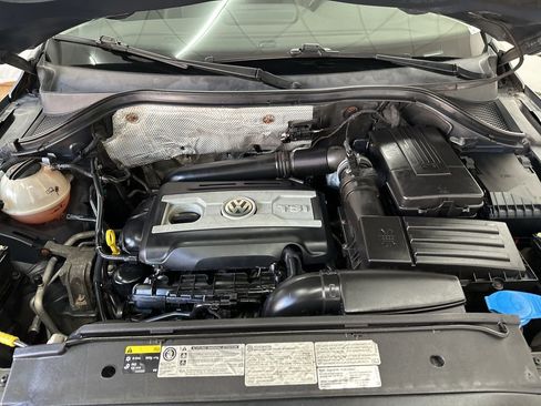 Used 2016 Volkswagen Tiguan SE image 31