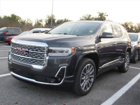 Certified 2023 GMC Acadia Denali w/ Denali Ultimate Package image 2