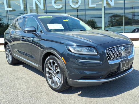 Certified 2022 Lincoln Nautilus Reserve w/ Equipment Group 201A AWD/4WD image 1