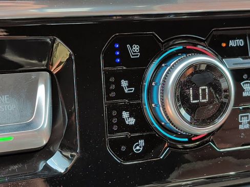 New 2026 GMC Sierra 1500 Denali Ultimate AWD/4WD image 32