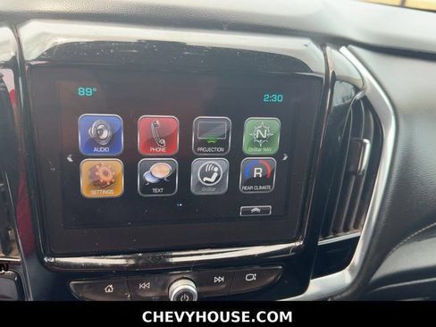 Used 2018 Chevrolet Traverse LT FWD image 22
