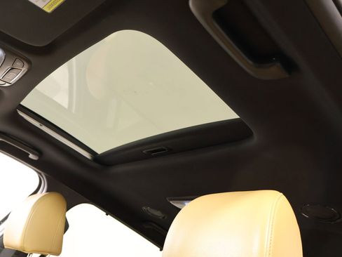 Used 2022 Kia Telluride SX w/ Nightfall Edition Package image 17