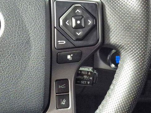 Certified 2020 Toyota Tacoma TRD Sport w/ TRD Premium Sport Package AWD/4WD image 13