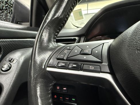 Used 2017 Nissan Rogue AWD image 15