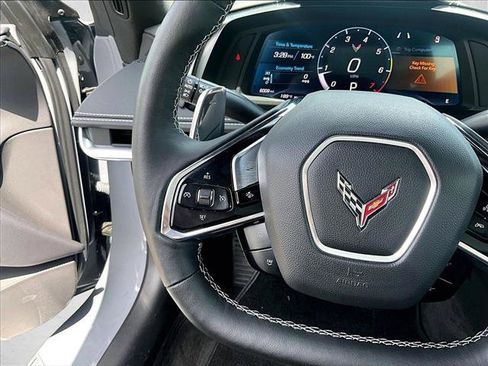 Used 2024 Chevrolet Corvette Stingray Preferred Cpe w/ Z51 Performance Package RWD image 20