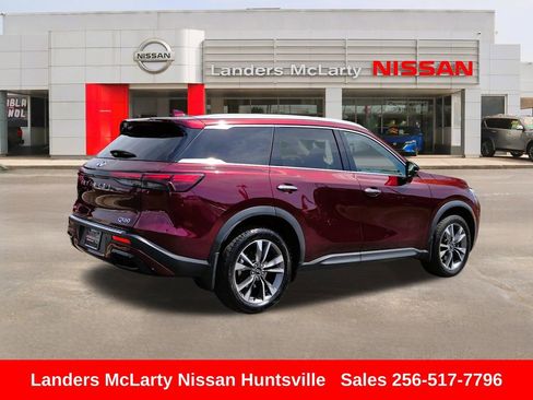 Used 2023 INFINITI QX60 Luxe w/ Cargo Package image 3