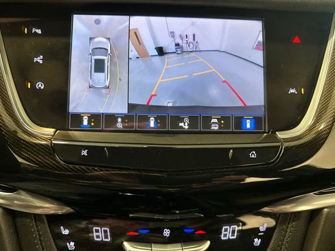 Certified 2022 Cadillac XT6 Premium Luxury w/ Platinum Package image 15