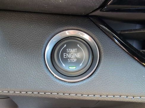 Used 2025 Buick Enclave Preferred AWD/4WD image 18