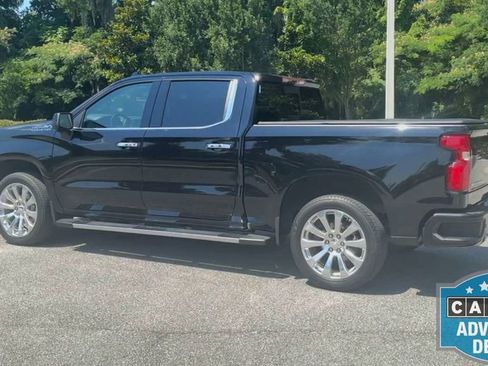 Used 2022 Chevrolet Silverado 1500 High Country w/ Technology Package image 7