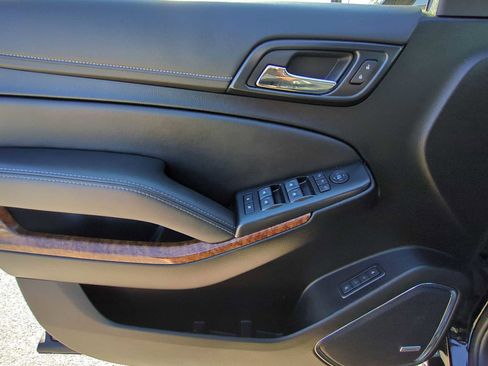 Used 2019 Chevrolet Tahoe Premier image 10