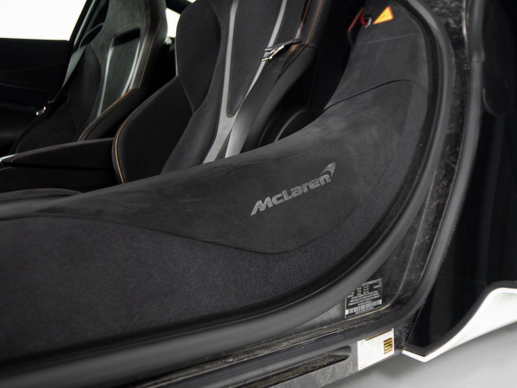 Used 2025 McLaren 750S RWD image 33