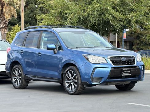 Used 2017 Subaru Forester 2.0XT Premium w/ Popular Package #2A AWD/4WD image 5