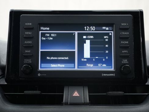 Used 2021 Toyota RAV4 LE AWD/4WD image 19