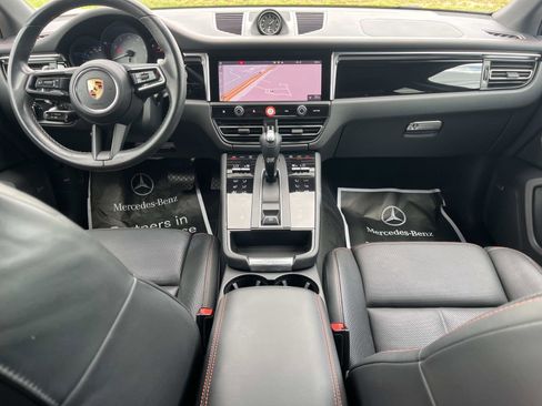 Used 2022 Porsche Macan S AWD/4WD image 14