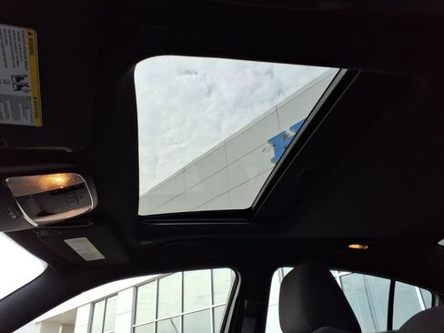 Used 2023 Dodge Charger R/T w/ Blacktop Package image 10