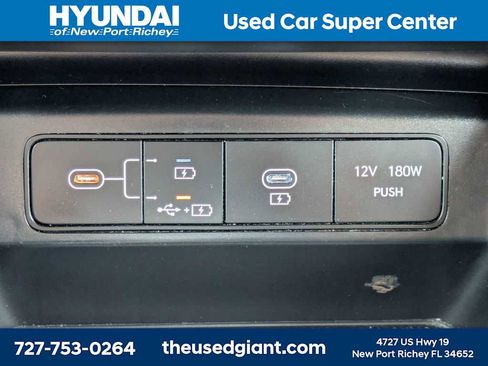 Certified 2025 Hyundai Tucson SE FWD image 23