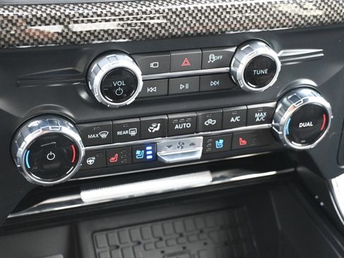 New 2025 Ford F150 Lariat w/ Equipment Group 502A High image 26