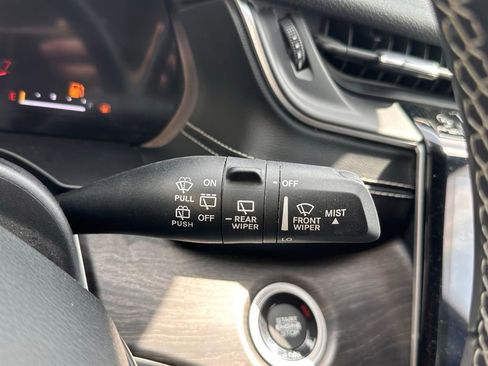 Used 2021 Jeep Grand Cherokee L Limited image 29