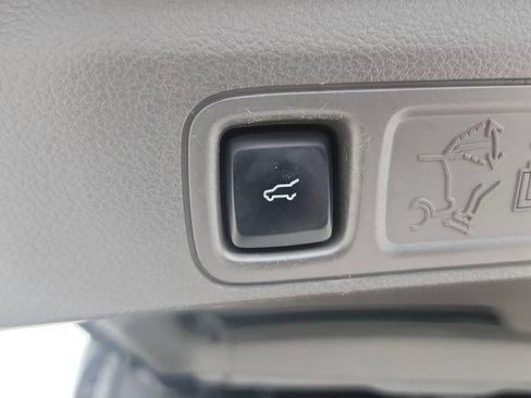 Certified 2018 Ford Expedition Limited AWD/4WD image 25