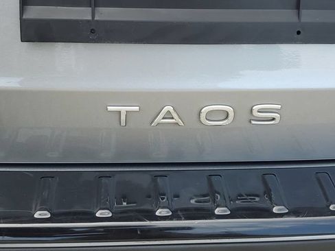 Used 2024 Volkswagen Taos S FWD image 13