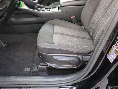 Certified 2023 Kia Sorento LX FWD image 13