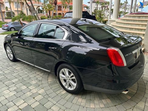 Used 2009 Lincoln MKS FWD image 30