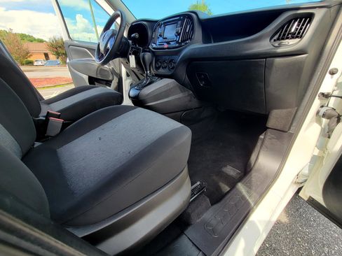 Used 2019 RAM ProMaster City Tradesman SLT image 38