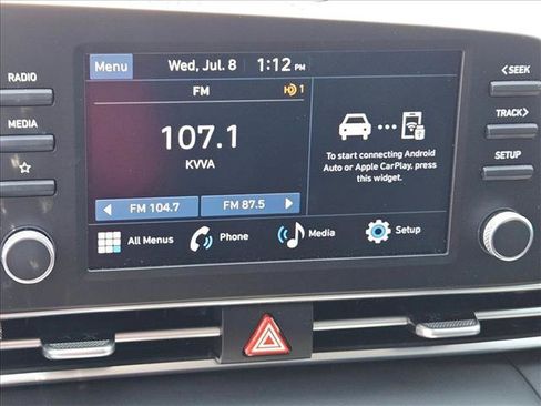 Used 2025 Hyundai Elantra SE FWD image 15
