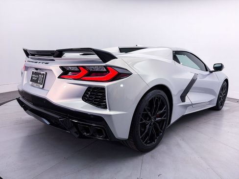 Used 2023 Chevrolet Corvette Stingray Premium Conv w/ Z51 Performance Package RWD image 15