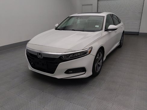 Used 2018 Honda Accord EX image 15